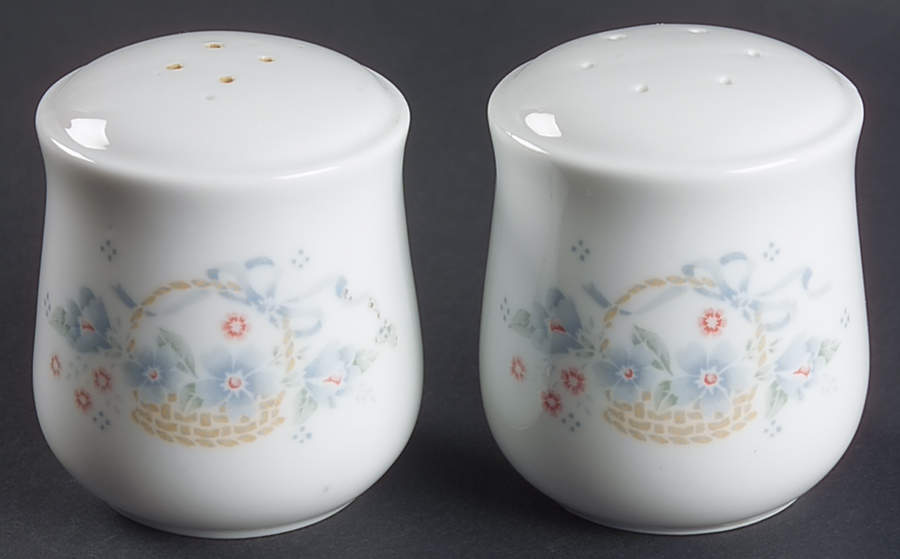 Country Cornflower Salt & Pepper Set by Corning Corelle-1