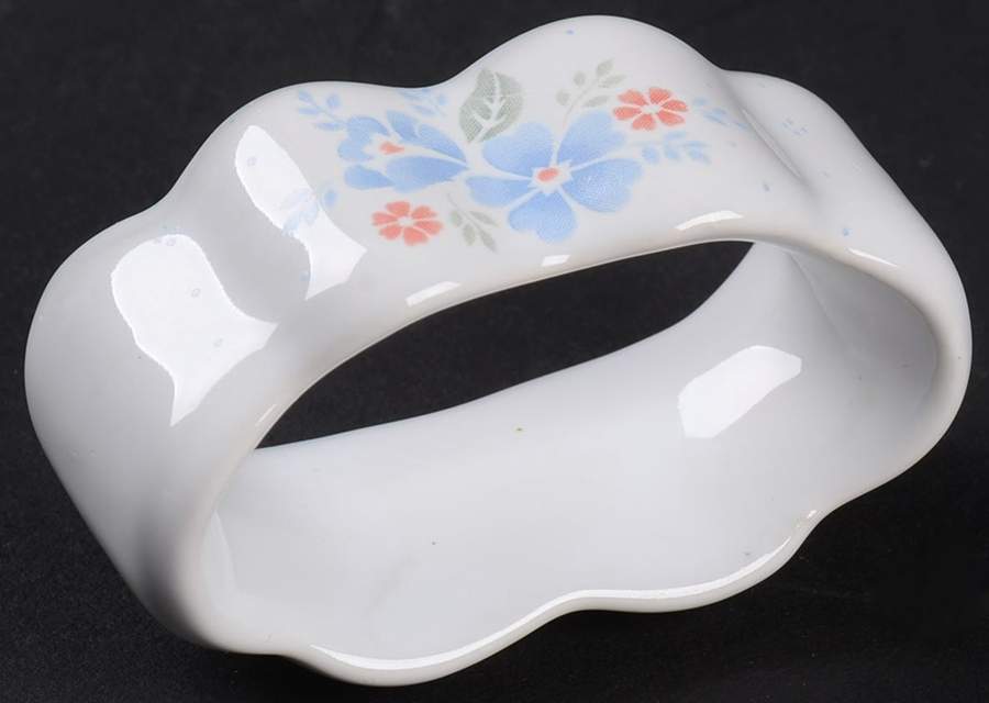 Country Cornflower Napkin Ring by Corning Corelle-1