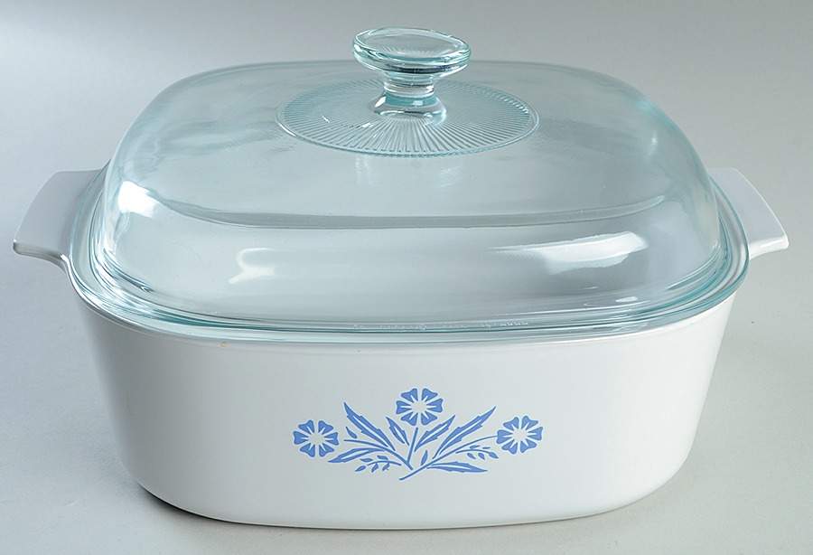 Cornflower Blue 4 Quart Square Casserole with Lid by Corning Corelle-1