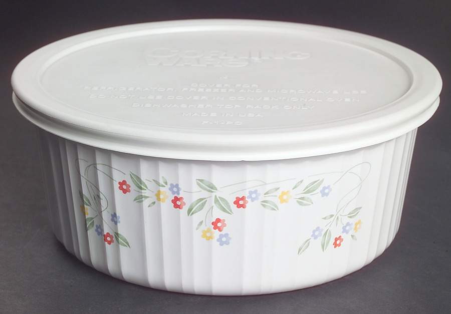 English Meadow (Corelle) 2.5 Qt Round Casserole & Plastic Lid by Corning Corelle-1