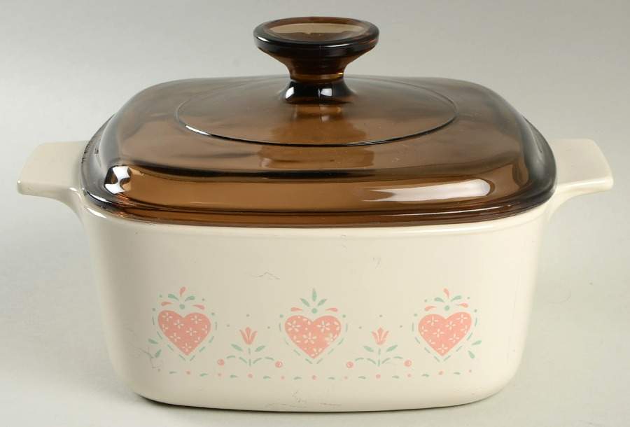 Forever Yours (Corelle) 1.5 Quart Square Casserole with Lid by Corning Corelle-1