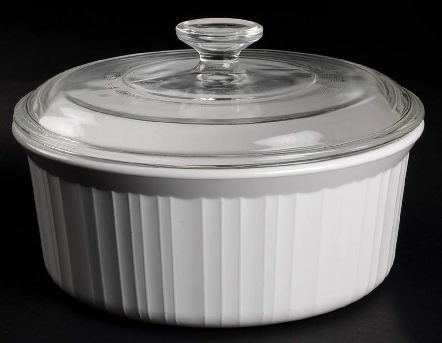 French White 2.5 Qt Round Covered Casserole by Corning Corelle-1