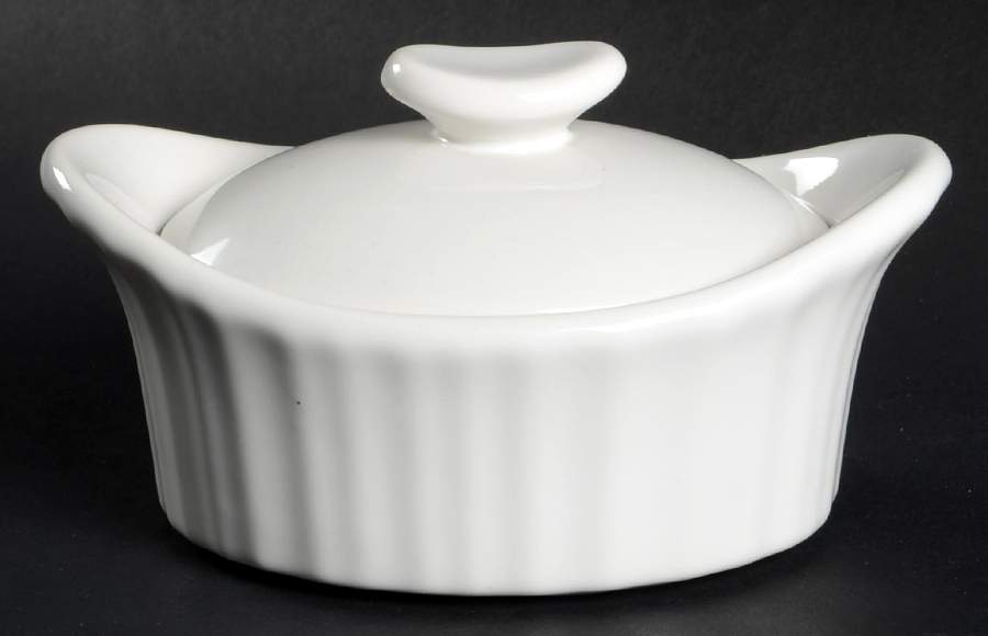 French White Oval Dessert Baker & Lid by Corning Corelle-1