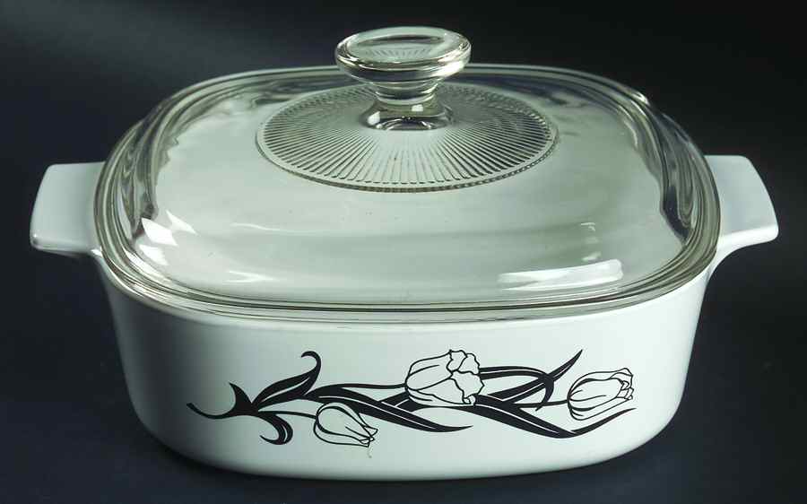 Lyrics Black 2 Quart Square Casserole with Lid by Corning Corelle-1