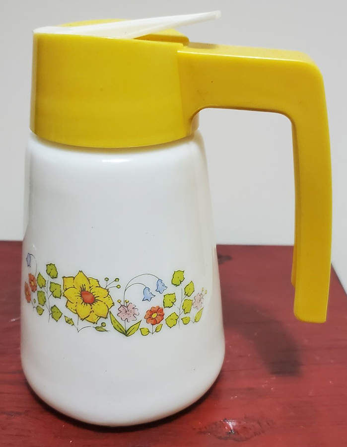 Meadow (Corelle) Glassware Syrup with Plastic Lid by Corning Corelle-1