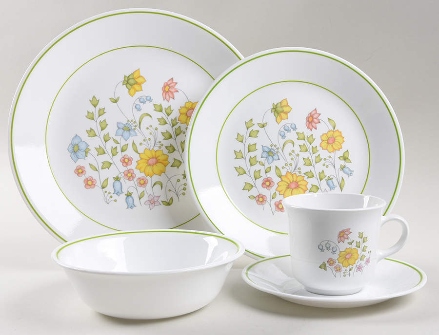 Meadow (Corelle) 40 Piece Estate Set by Corning Corelle-1