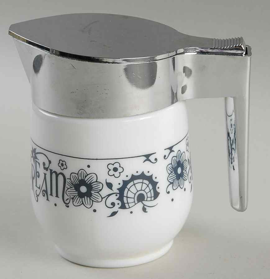 Old Town Blue (Corelle) Creamer & Plastic Lid by Corning Corelle-1