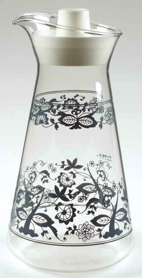 Old Town Blue (Corelle) Glassware Carafe with Lid by Corning Corelle-1