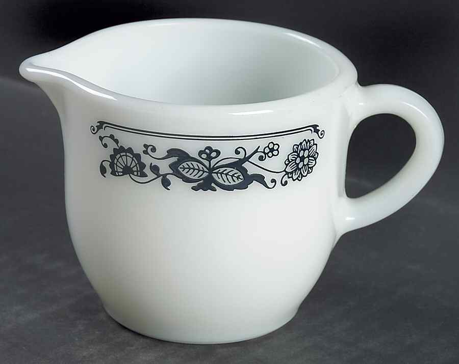 Old Town Blue (Corelle) Creamer by Corning Corelle-1
