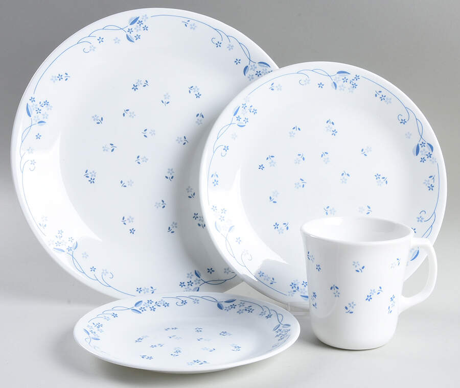 Provincial Blue (Corelle) 32  Piece Estate Set by Corning Corelle-1