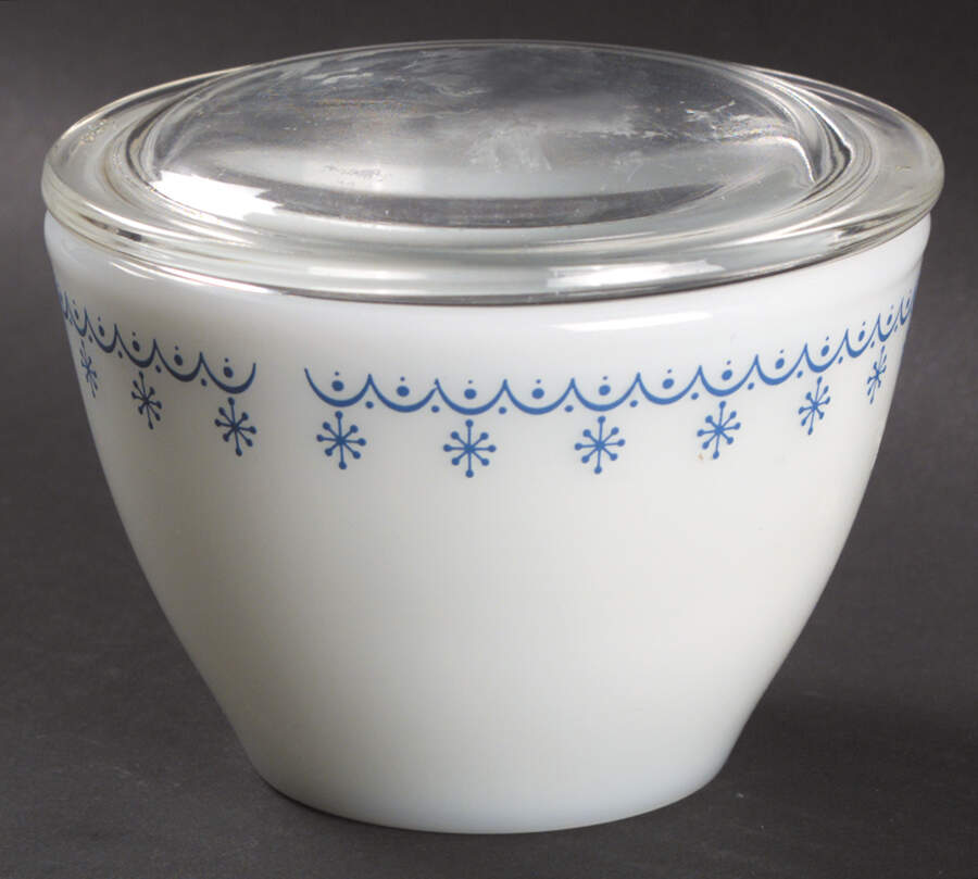 Snowflake Blue (Corelle) Sugar Bowl & Lid by Corning Corelle-1