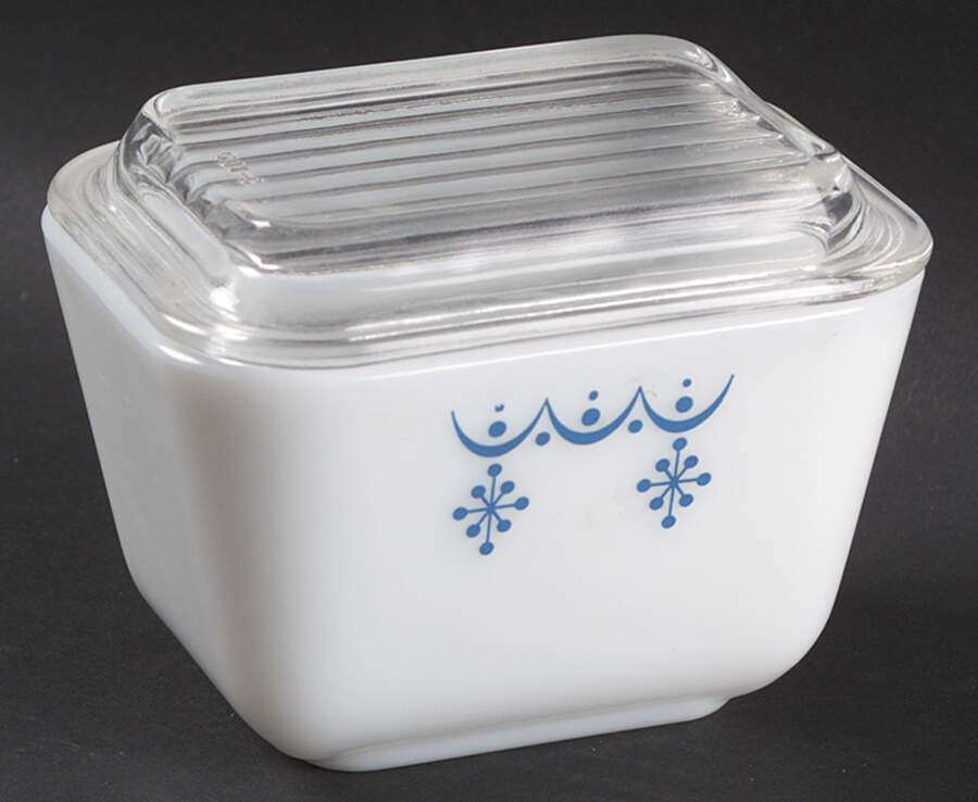 Snowflake Blue (Corelle) Small Refrigerator Jar & Lid by Corning Corelle-1