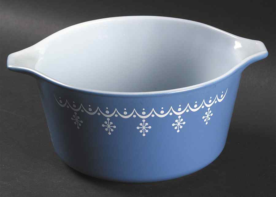 Snowflake Blue (Corelle) 1 Qt Round Casserole No Lid by Corning Corelle-1
