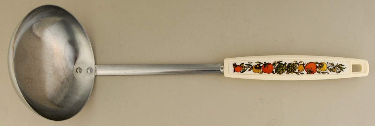 Spice of Life (Centura) Metal Soup Ladle with Plastic Handle by Corning Corelle-1