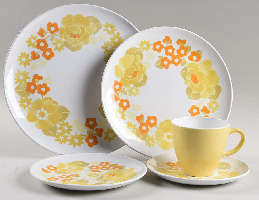 Summerhill 5 Piece Place Setting by Corning Corelle-1