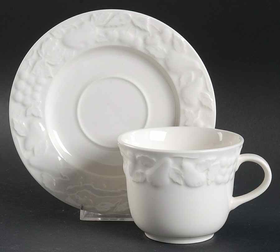 Vineyard Trellis Flat Cup & Saucer Set by Corning Corelle-1
