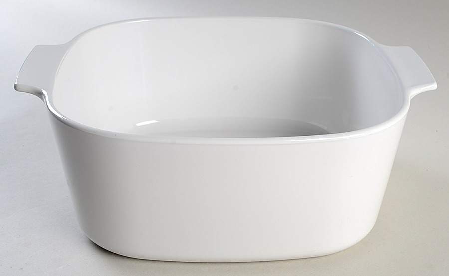 White Coupe 5 Quart Square Casserole No Lid by Corning Corelle-1
