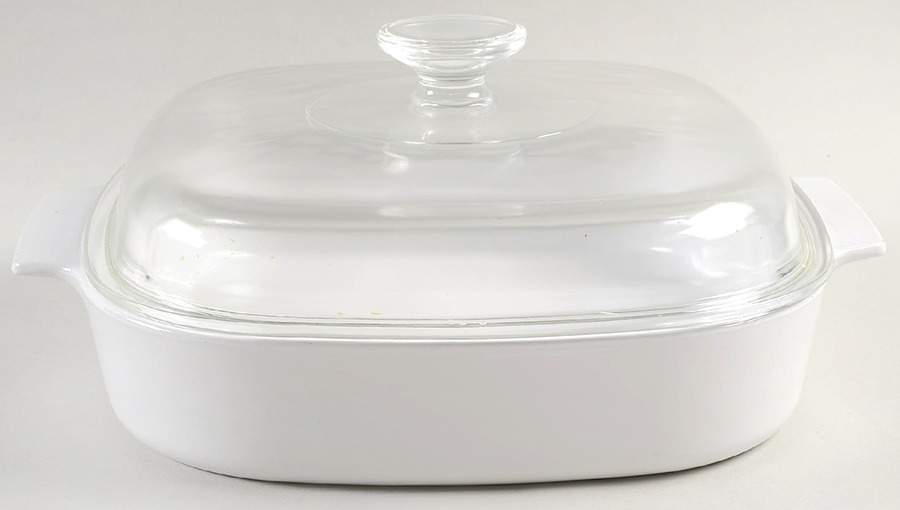 White Coupe 2.5 Quart Square Casserole with Lid by Corning Corelle-1