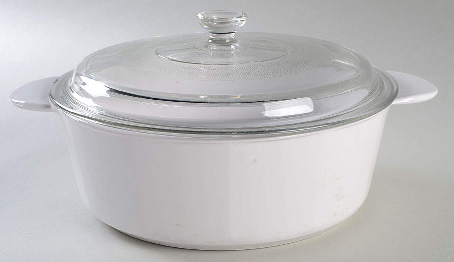 White Coupe 3.5 Quart Dutch Oven by Corning Corelle-1