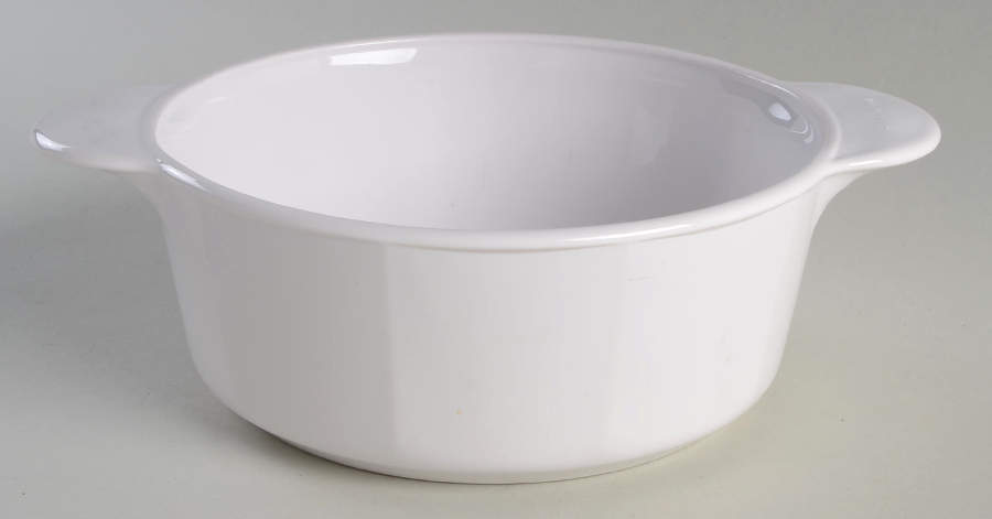 White Coupe 1.25 Qt Round Casserole No Lid by Corning Corelle-1