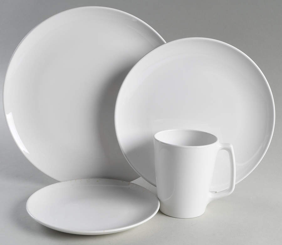 White Coupe 4 Piece Place Setting by Corning Corelle-1