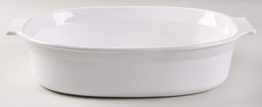 White Coupe 1.5 Quart Oval Covered Casserole No Lid by Corning Corelle-1
