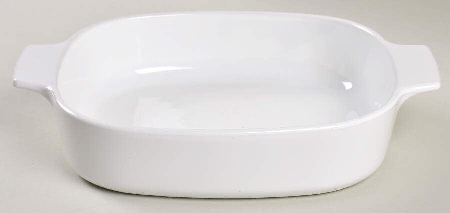 White Coupe 1.5 Quart Square Casserole No Lid by Corning Corelle-1