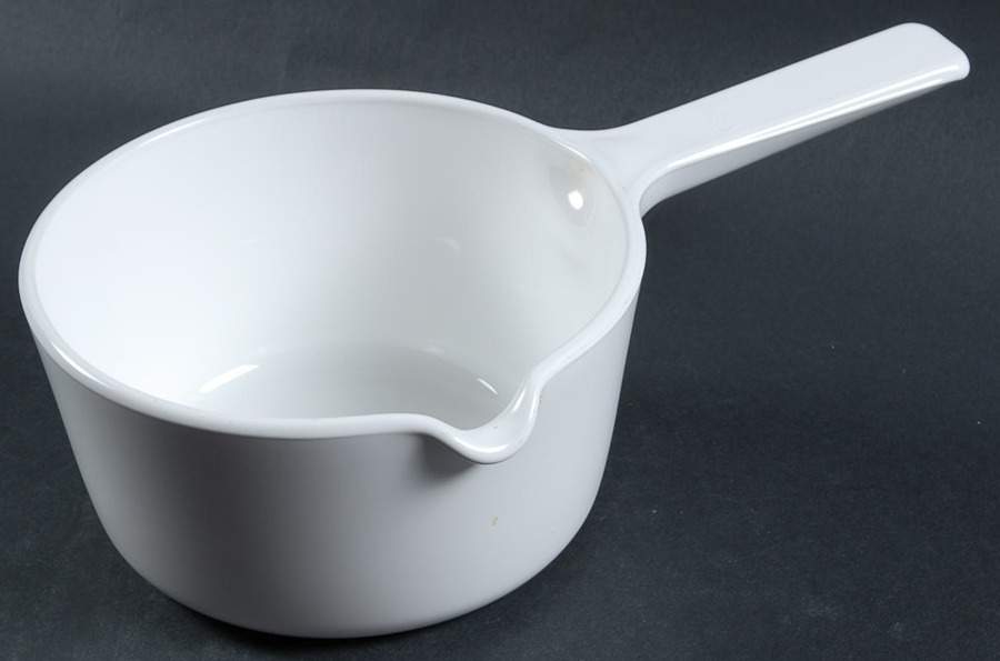 White Coupe 1 Quart Saucepan No Lid by Corning Corelle-1