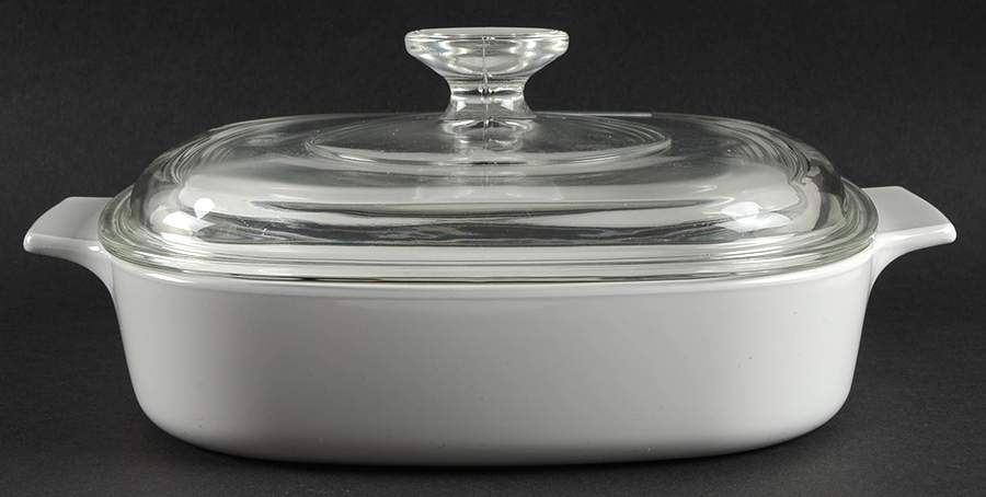 White Coupe 1.5 Quart Square Casserole with Lid by Corning Corelle-1