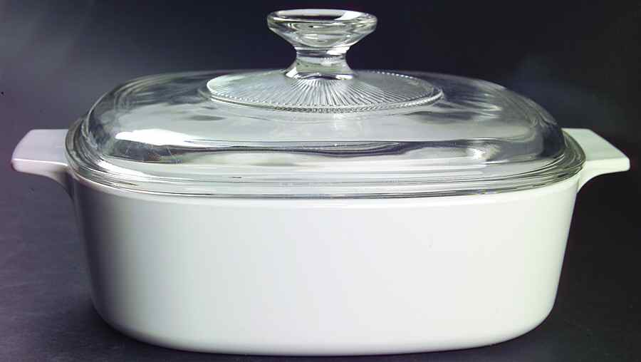 White Coupe 2 Quart Square Casserole with Lid by Corning Corelle-1