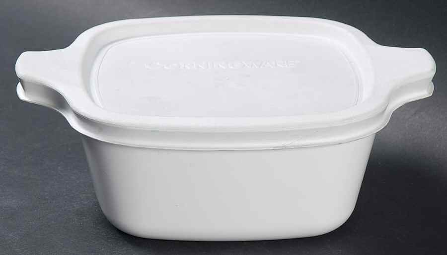 White Coupe Petite Pan & Lid by Corning Corelle-1
