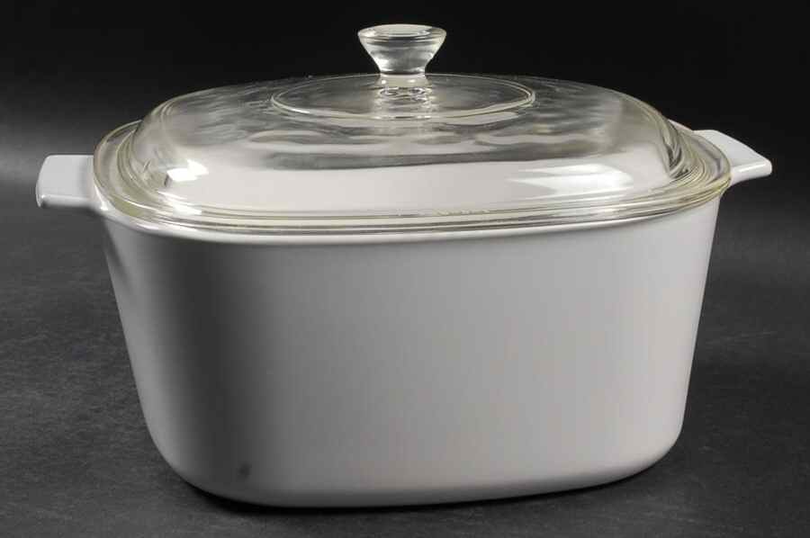 White Coupe 3 Quart Square Casserole with Lid by Corning Corelle-1