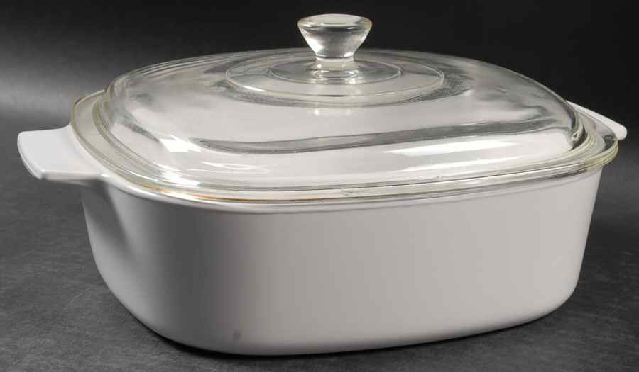 White Coupe 2 Quart Square Casserole with Lid by Corning Corelle-1