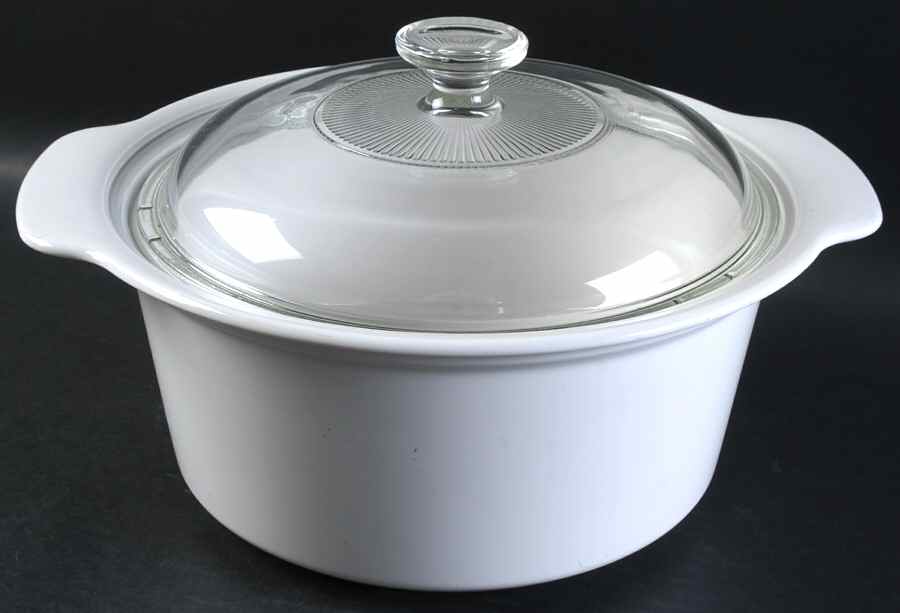 White Coupe 3.5 Quart Round Covered Casserole by Corning Corelle-1