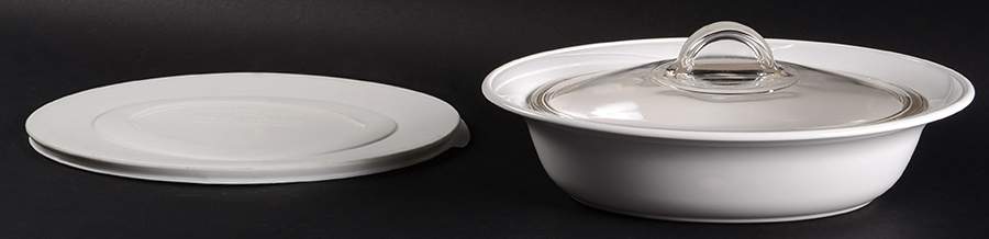 White Flora 1.25 Qt Oval Covered Casserole w/Plastic Cover by Corning Corelle-1