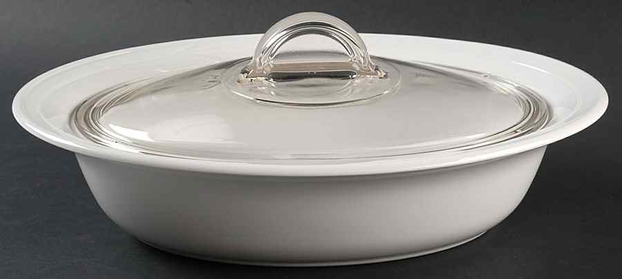 White Flora 1.25 Quart Oval Covered Casserole by Corning Corelle-1