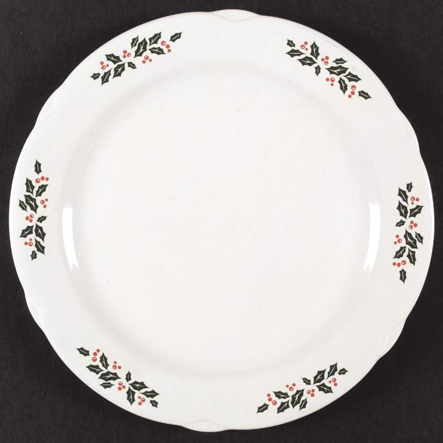 Winter Holly Dinner Plate by Corning Corelle-1