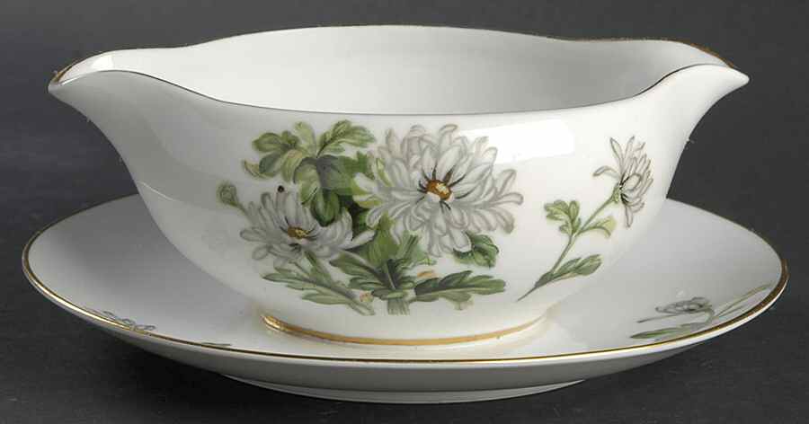 Elaine Gravy Boat with Attached Underplate by Contour-1