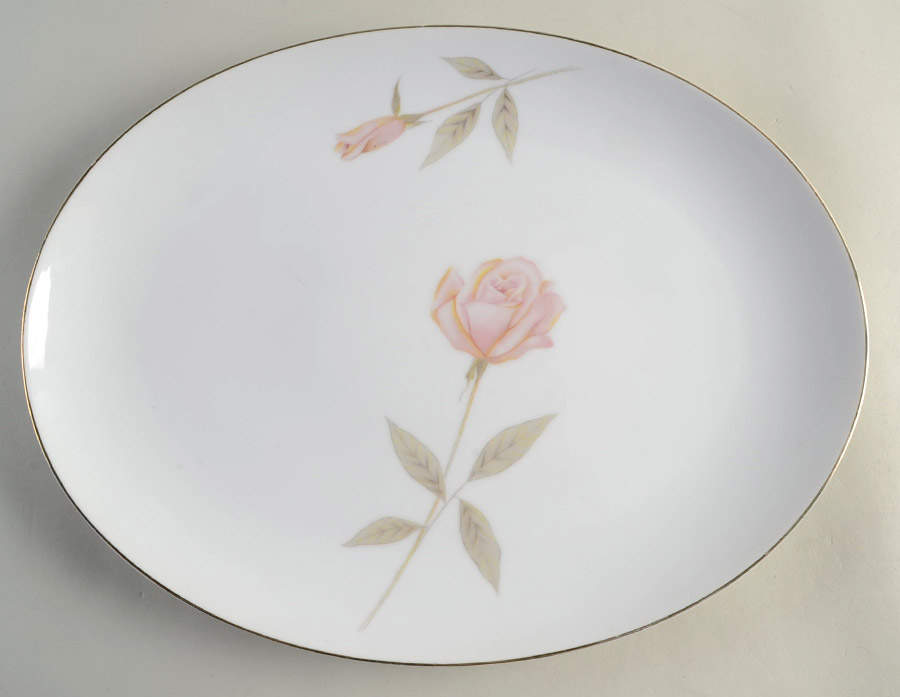 Gaylark 14" Oval Serving Platter by Contour-1