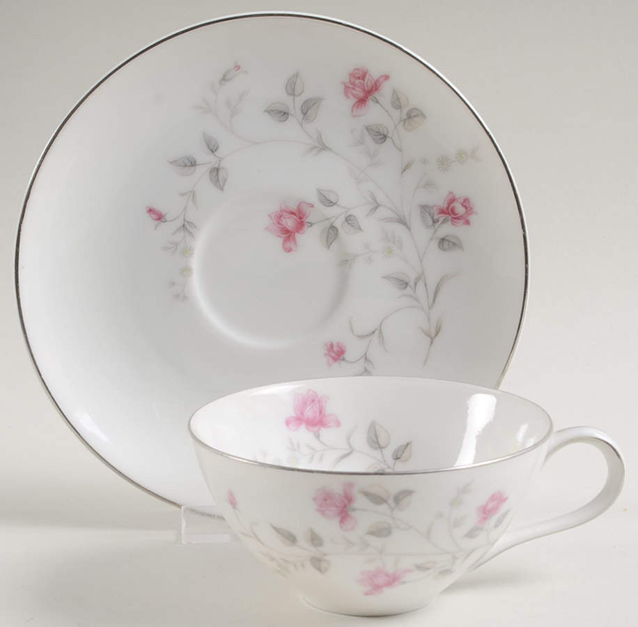 Windswept Flat Cup & Saucer Set by Contour-1