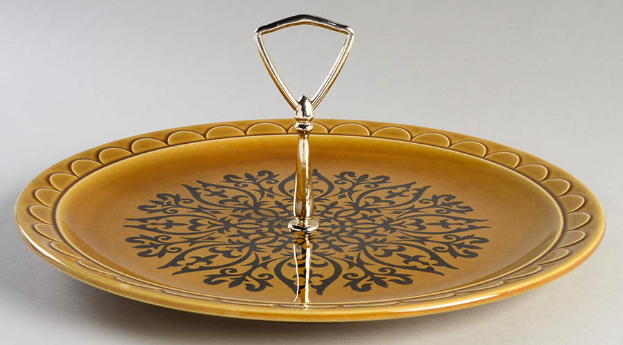 Castilian Round Serving Plate with Handle (CH) by Coventry - USA-1