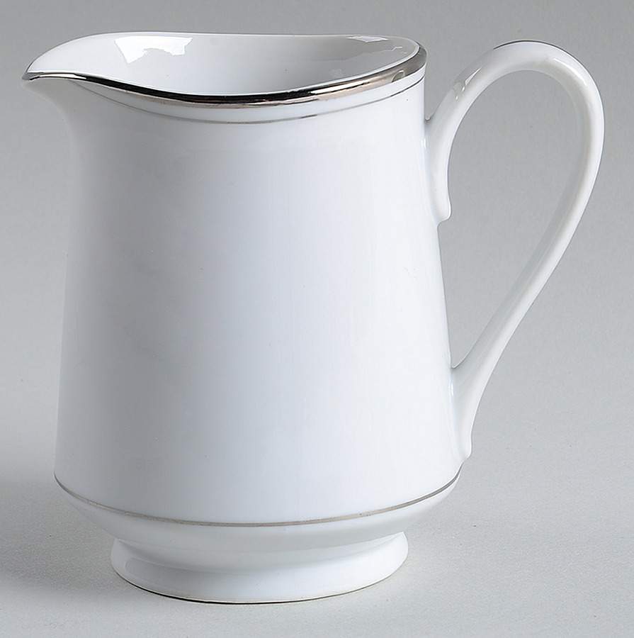 Simplicity Creamer by Coventry-Japan-1