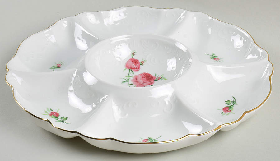 Rose Hors d'Oeuvre Tray by Christineholm-1