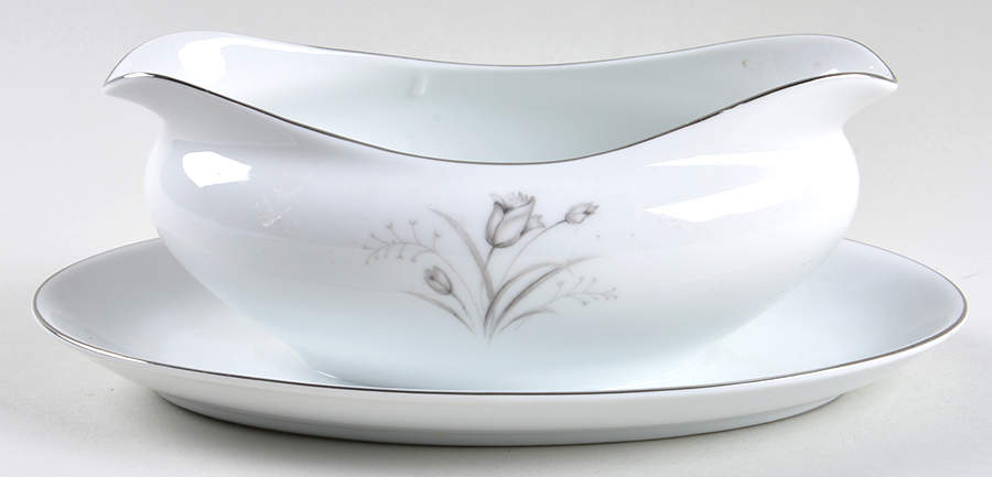 Royal Elegance Gravy Boat with Attached Underplate by Creative-1