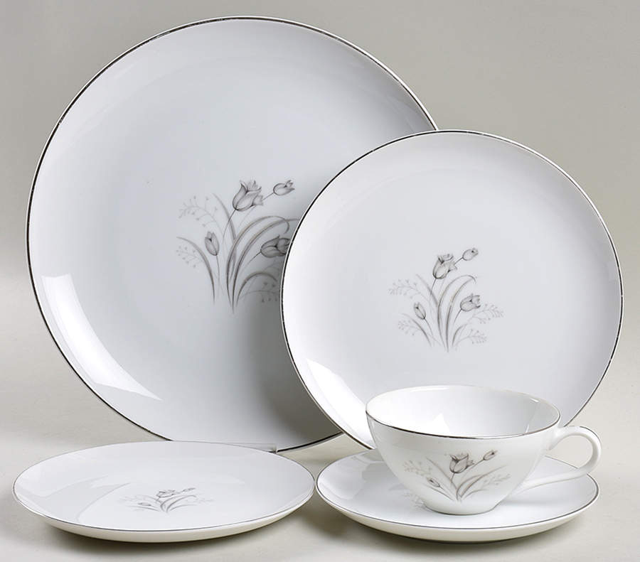 Royal Elegance 5 Piece Place Setting by Creative-1