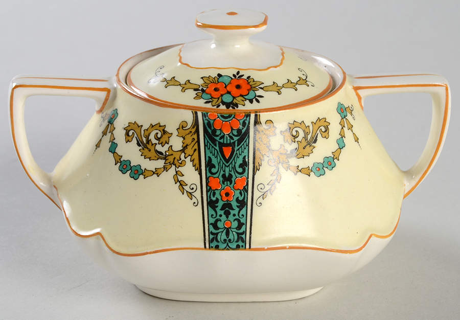 1491 Sugar Bowl & Lid by Crown Ducal-1