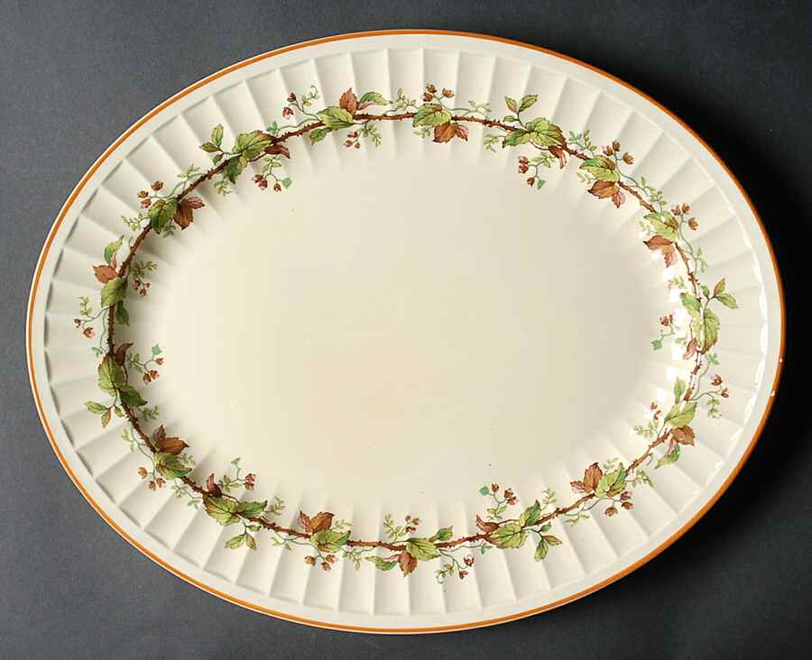 3566 14" Oval Serving Platter by Crown Ducal-1