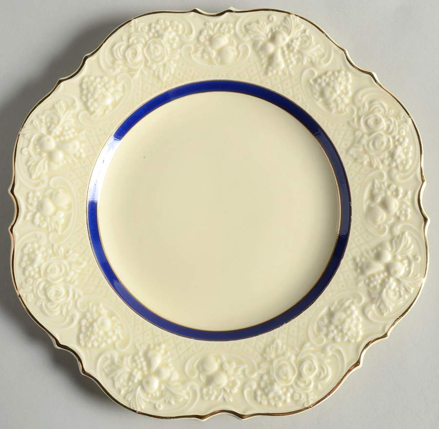 4493 Luncheon Plate by Crown Ducal-1