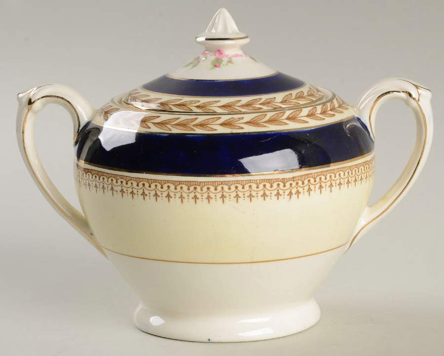 5478 Sugar Bowl & Lid by Crown Ducal-1