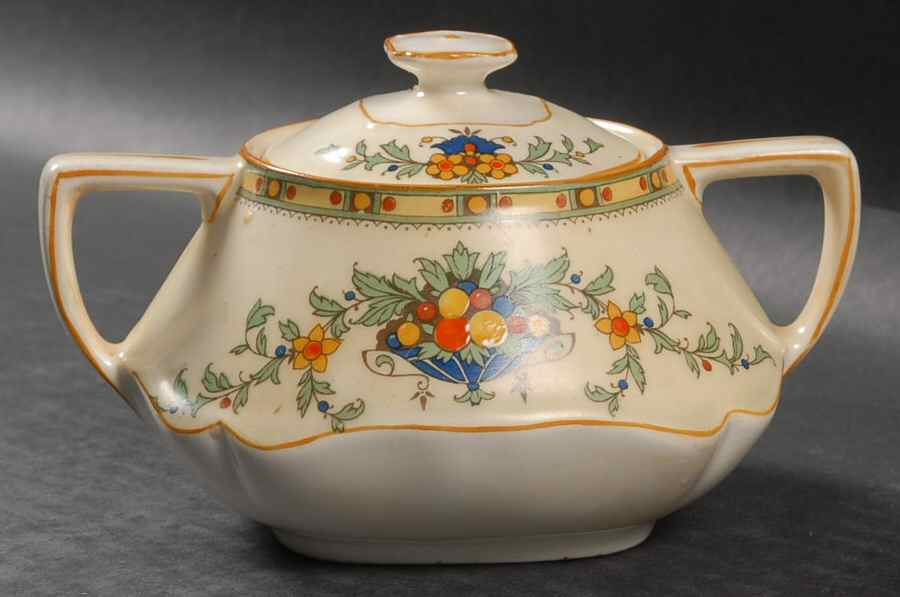 A1476 (Round, Scalloped) Sugar Bowl & Lid by Crown Ducal-1